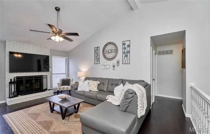 Property Photo:  204 Oakbriar Farm Drive  MO 63021 