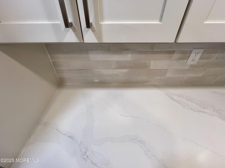 Property Photo:  7 Seattle Court 5  NJ 07728 