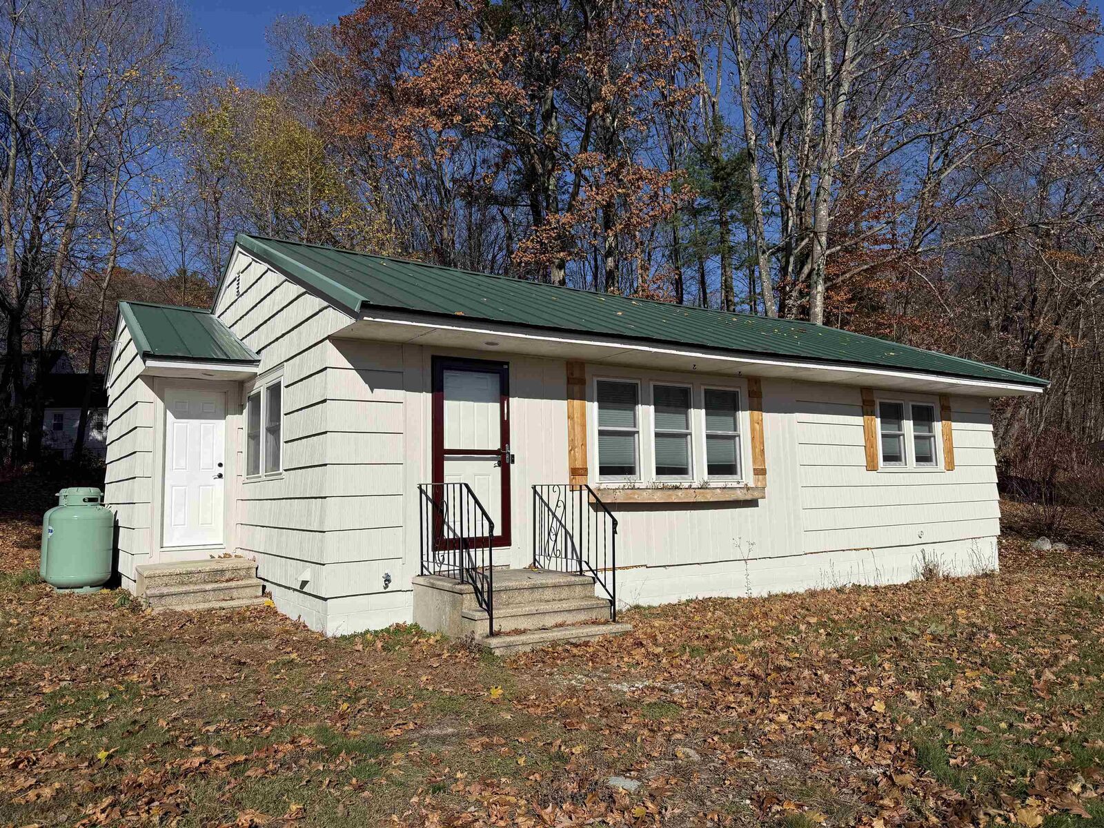 Property Photo:  42 Woodland Avenue  NH 03246 