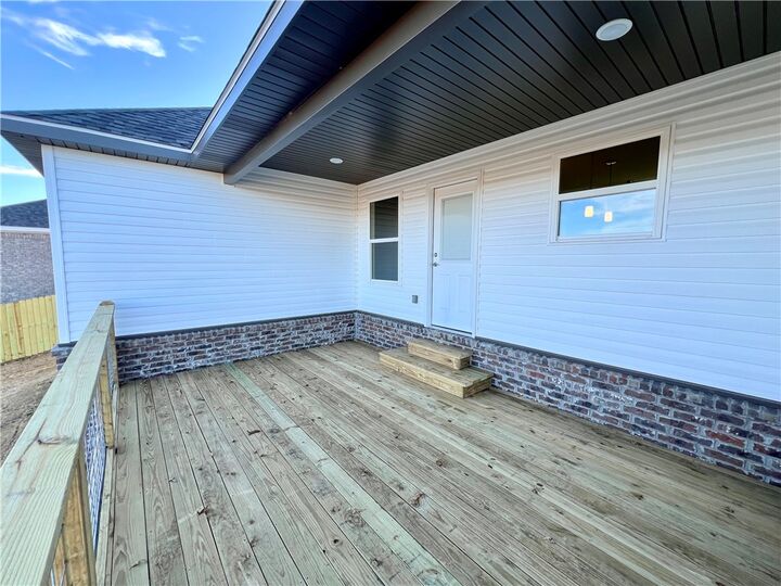 Property Photo:  195 Tonya Loop  AR 72740 