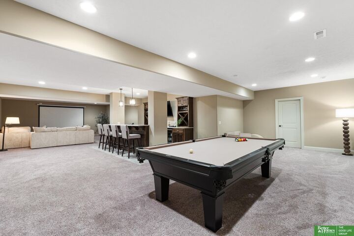 Property Photo:  6907 S 201 Street  NE 68028 