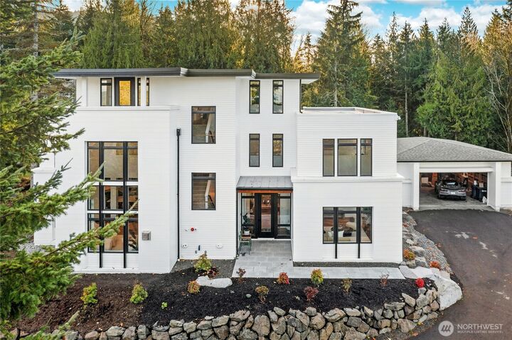 Property Photo: 2115 Squak Mountain Loop SW WA 98027