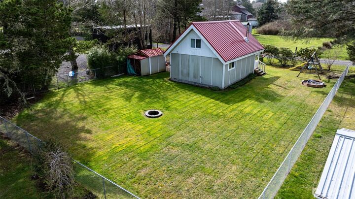 Property Photo:  1660  1st Avenue  WA 98547 