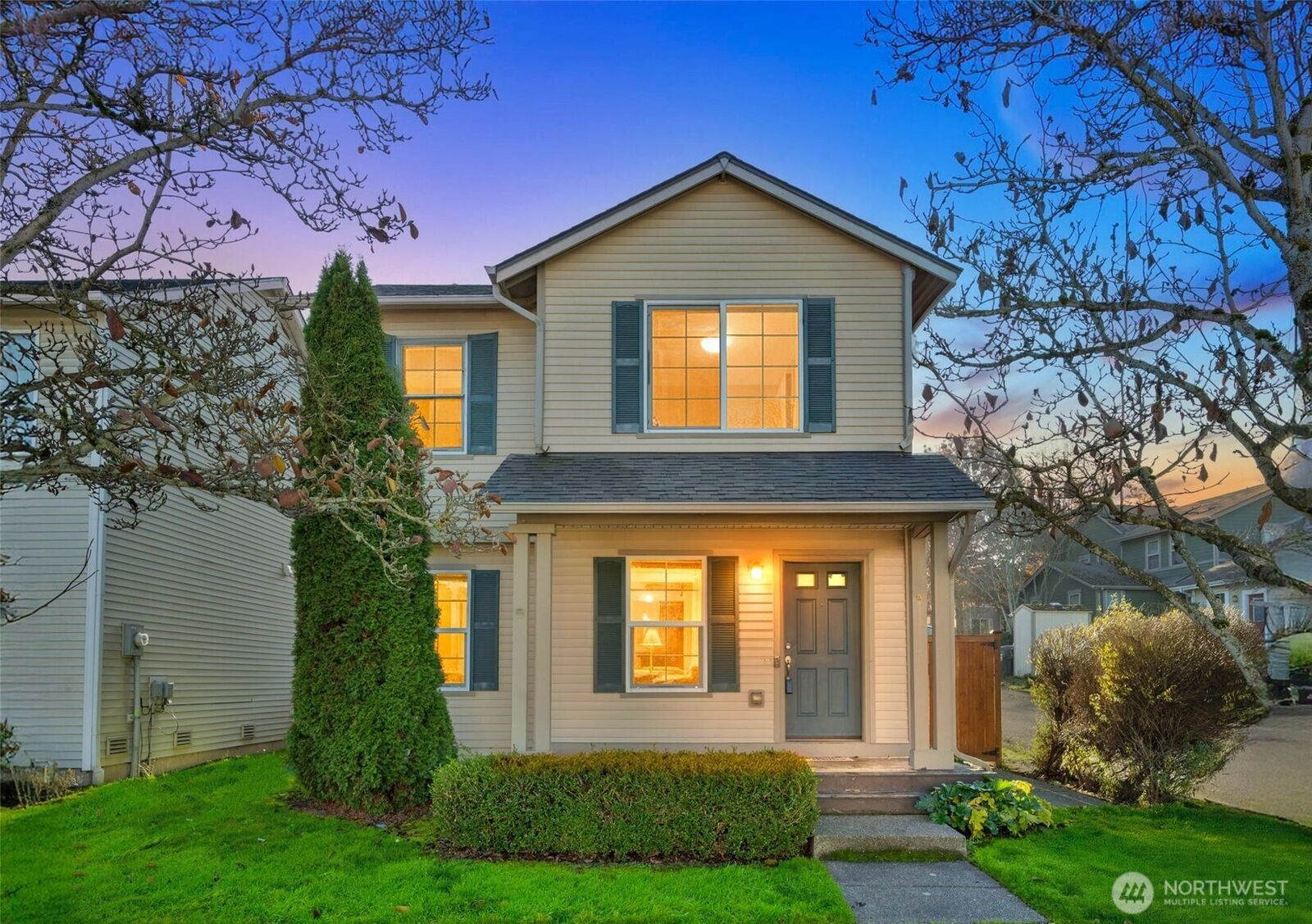 Property Photo:  1736 E 39th Street  WA 98404 