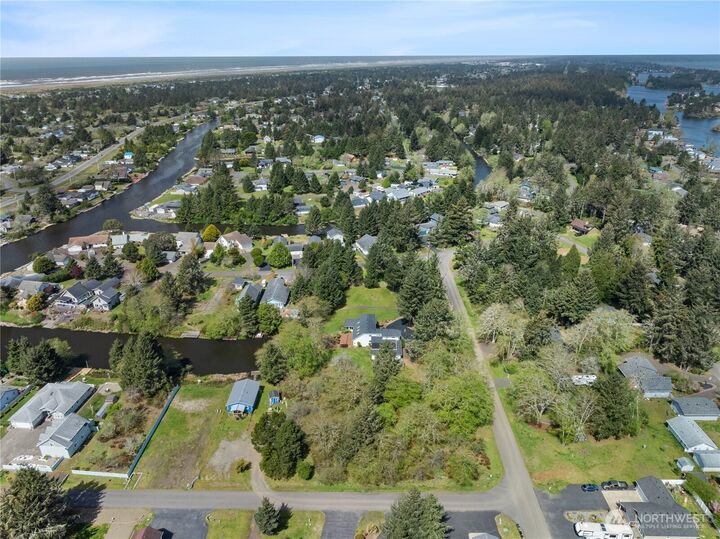 Property Photo:  645  Itswoot Avenue SE  WA 98569 