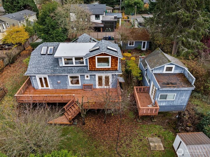 Property Photo: 1833 3rd Street WA 98033