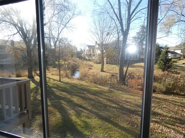 Property Photo:  7122 Pebble Park Drive  MI 48322 