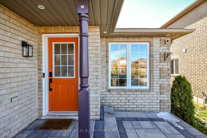 Property Photo:  27 Claire Drive  ON L4N 5Y1 