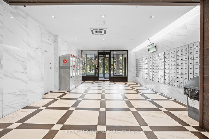 Property Photo:  100 Wingarden Court 1507  ON M1B 2P4 