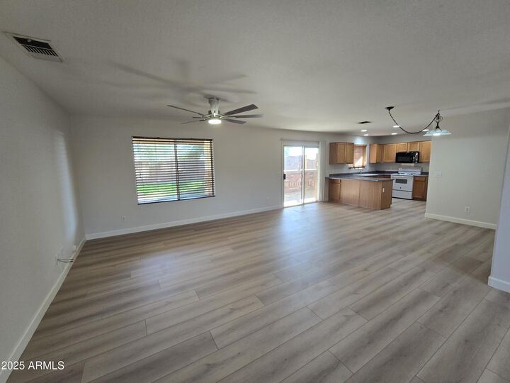 Property Photo:  1443 W 14th Avenue  AZ 85120 