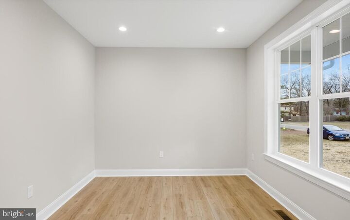 Property Photo:  505 Hay Road  NJ 08037 