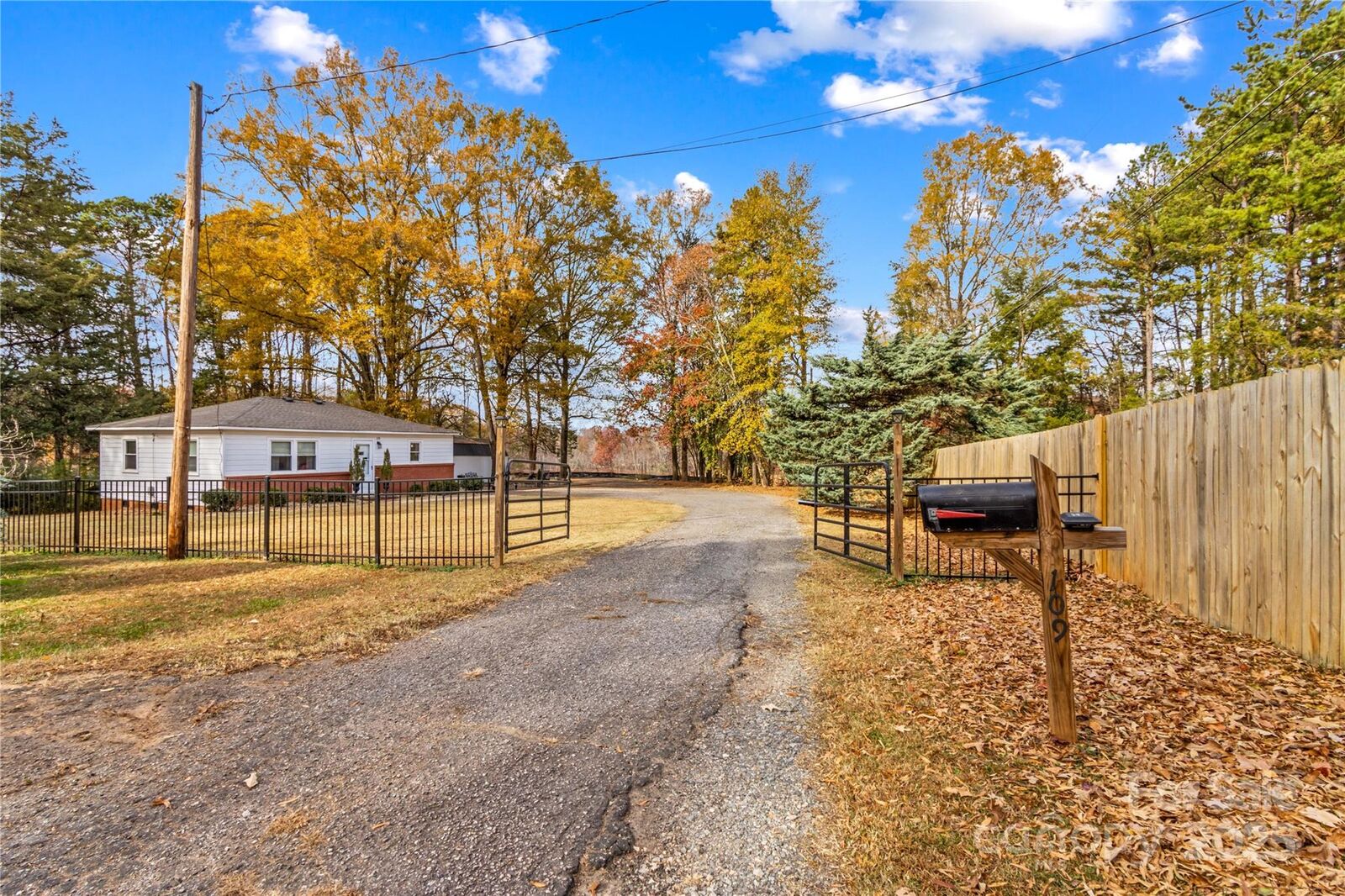 Property Photo:  109 James Robert Lane  NC 28115 