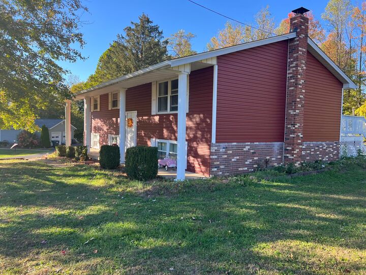 Property Photo:  2755 N Lawndale Place  OH 43701 