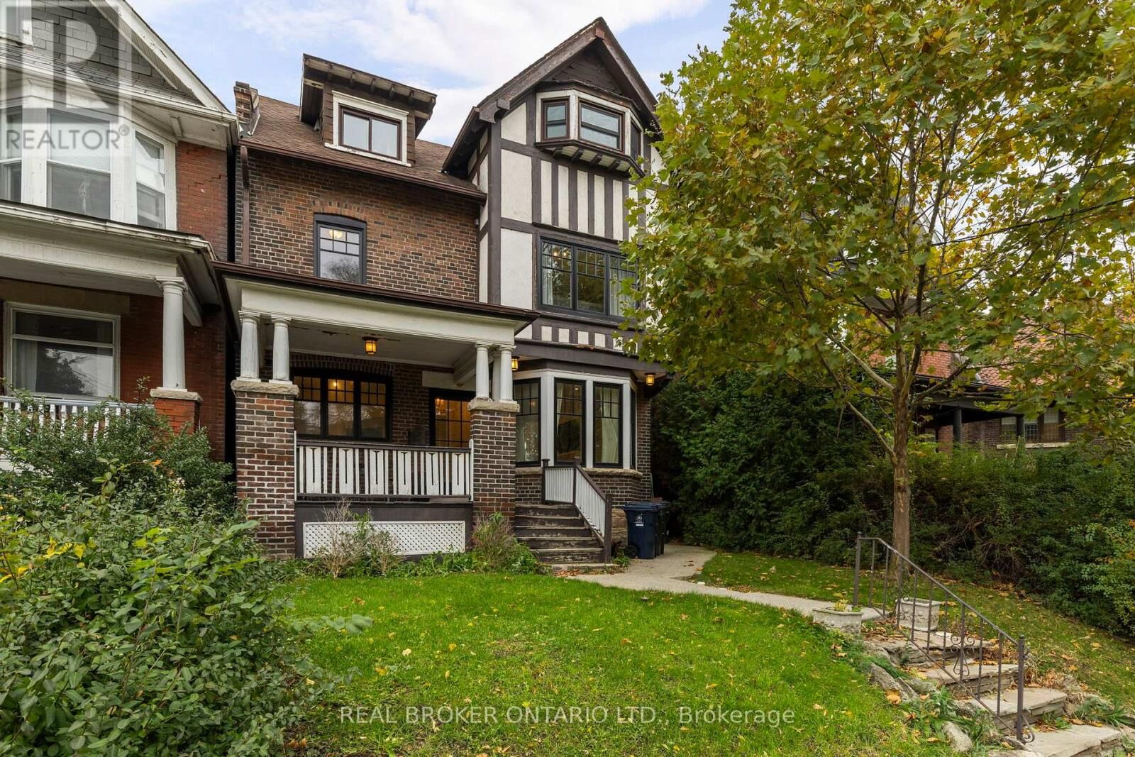 Property Photo:  23 Triller Avenue  ON M6K 3B7 