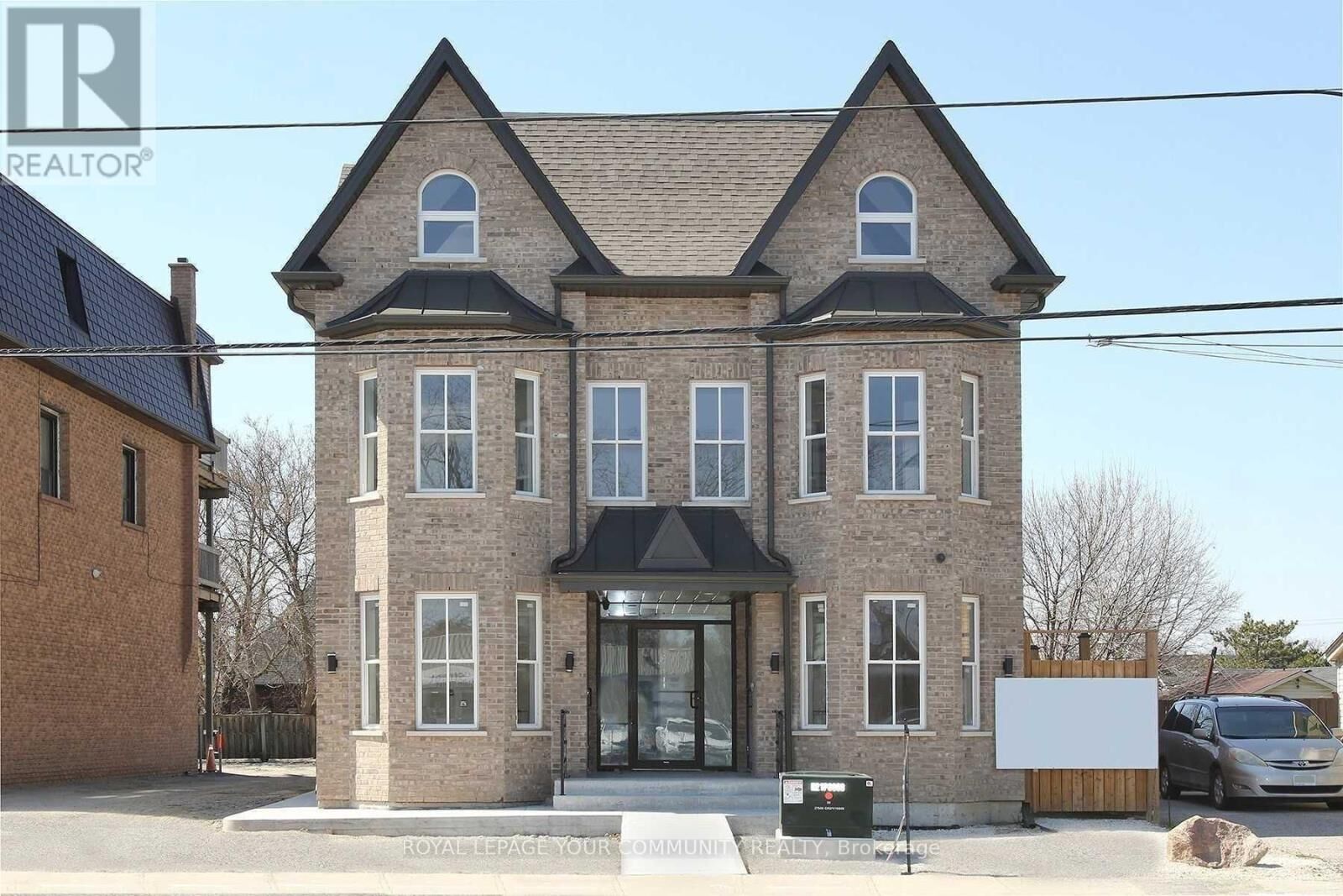 Property Photo:  352 Main Street North 2B  ON L3P 1Z1 