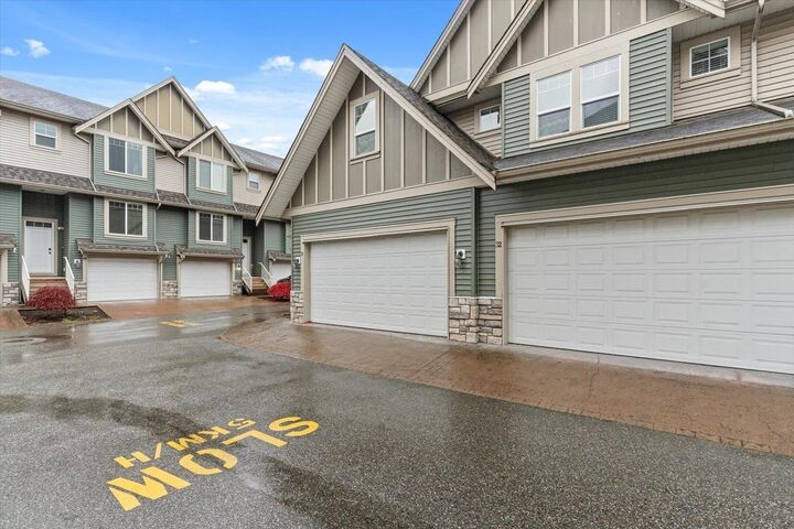 Photo de la propriété:  6498 Southdowne Place 31  BC V2R 0K3 