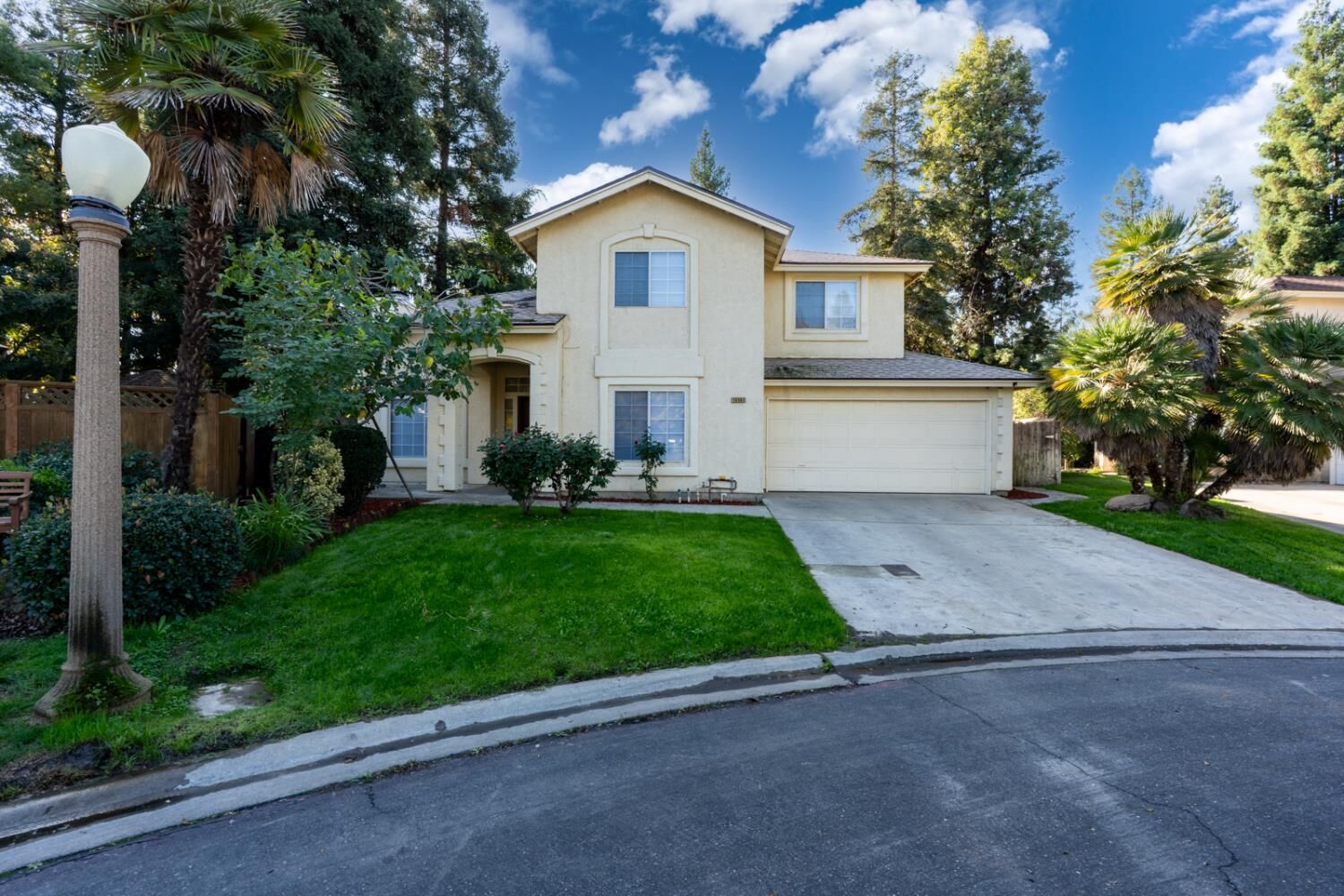 Property Photo:  10563 N Seacrest Drive  CA 93730 