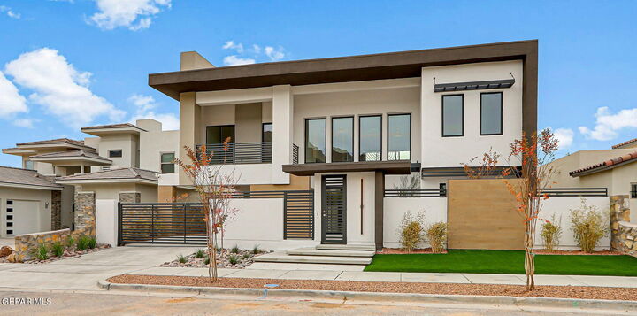 Property Photo: 1281 Desert Night Street TX 79912