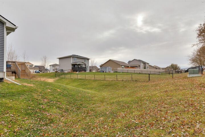 Property Photo: 6455 Sunlight Drive IA 50327