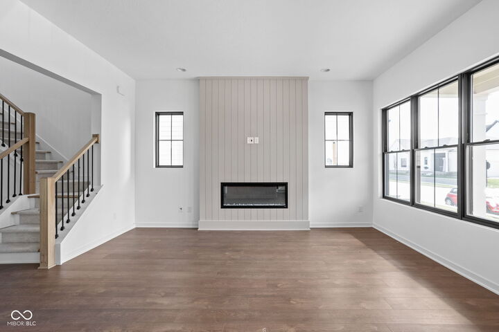 Property Photo:  1660 Fernley Drive  IN 46074 