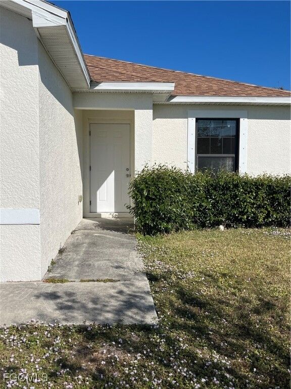 Property Photo: 1625 SW 34th Street FL 33914