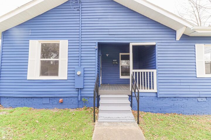 Property Photo:  1020 S Culberhouse Street  AR 72401 