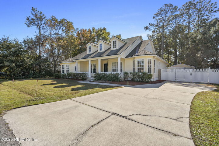 Property Photo:  932 Clay Street  FL 32003 