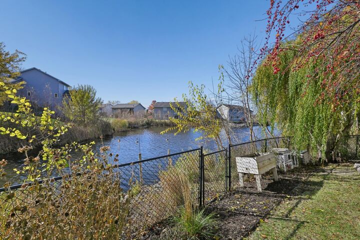 Property Photo:  1162 Hidden Creek Boulevard  MN 55360 