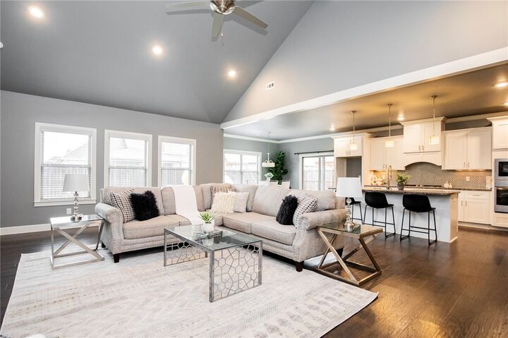 Property Photo: 4304 SW Wheatgrass Boulevard AR 72713