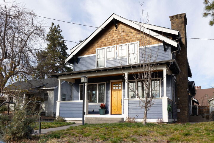 Property Photo: 314 NW Georgia Avenue OR 97703