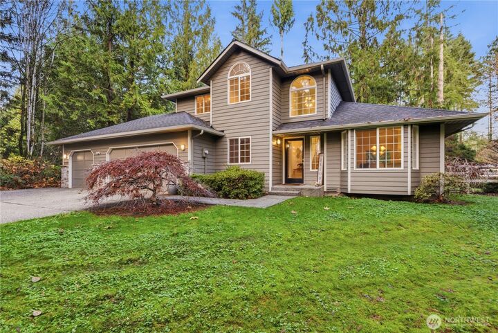 Property Photo:  1209  177th Avenue NE  WA 98290 