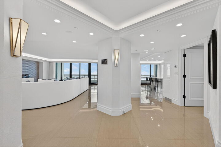 Property Photo:  1400 S Ocean Boulevard 605  FL 33432 