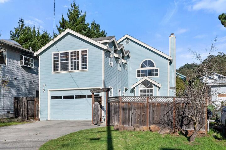 Property Photo:  622 Avenue Balboa  CA 94018 