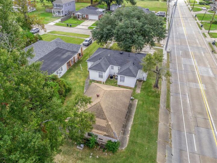 Property Photo:  1101 Oklahoma Street  LA 70607 