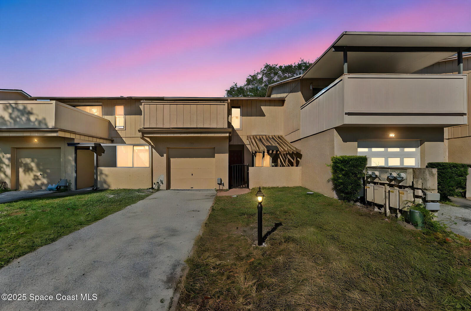 Property Photo: 1904 Cashew Courtway FL 32780