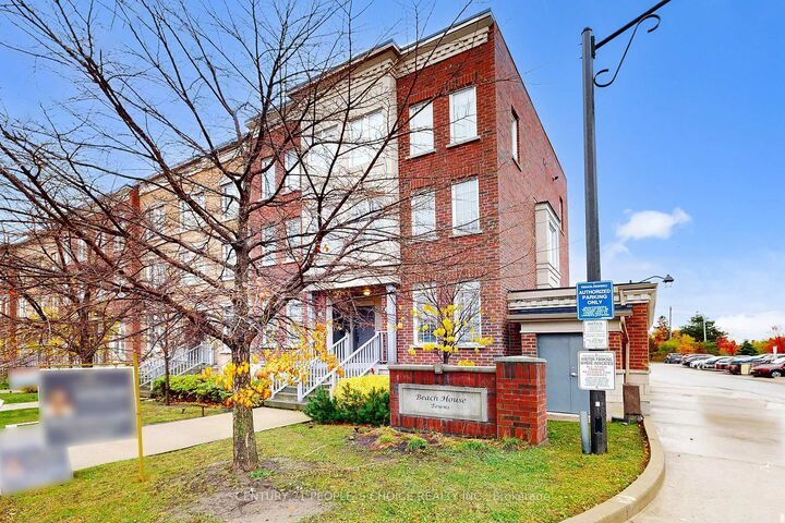 Property Photo: 35 Island Road 1 ON M1C 0E4