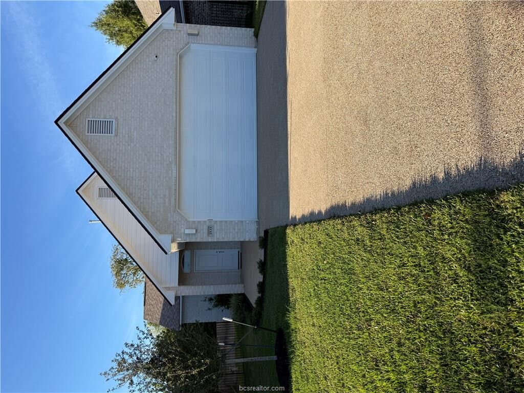 Property Photo:  3533 Leesburg Path  TX 77808 