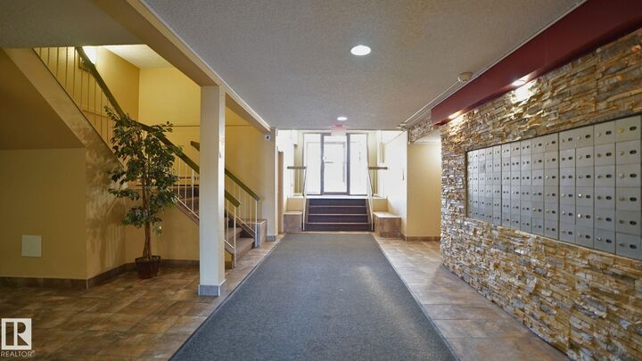 Property Photo: 3610 43 Avenue NW 404 AB T6L 5T2