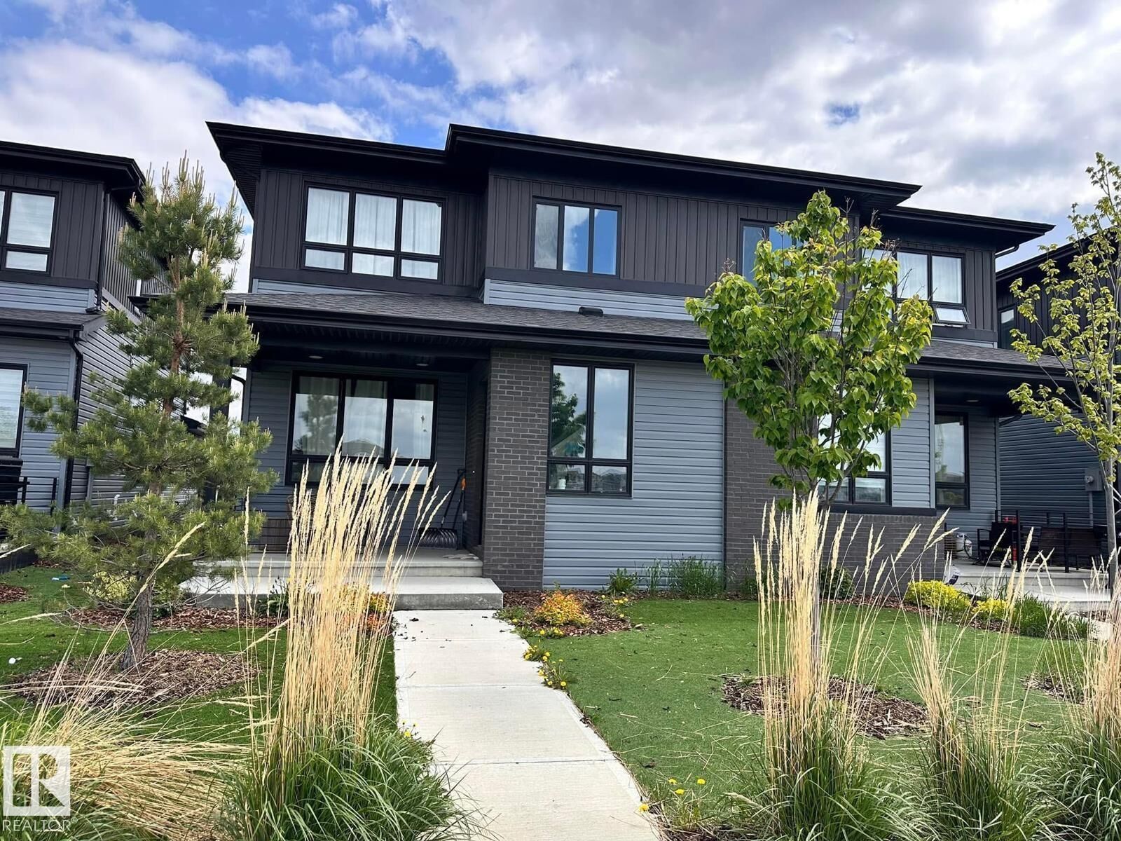 Property Photo:  75 Greenfield Link  AB T8L 0Y1 