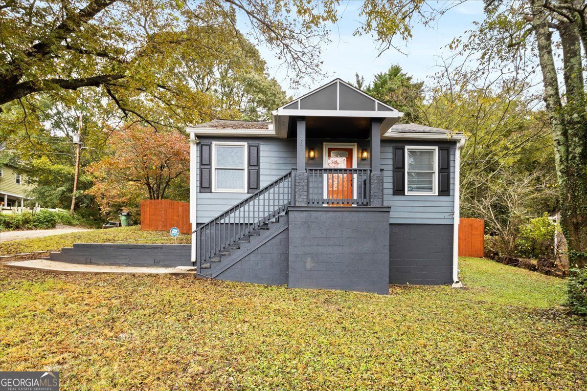 Property Photo:  1765 Mary George Avenue NW  GA 30318 