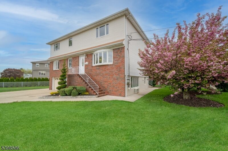 Property Photo: 2 Millo Pl 1 NJ 07643