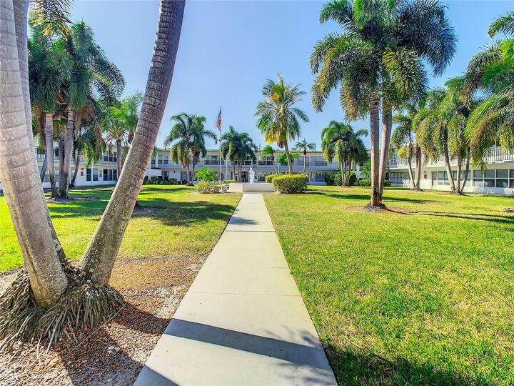 Property Photo:  3100 Hartford Street N 227  FL 33713 