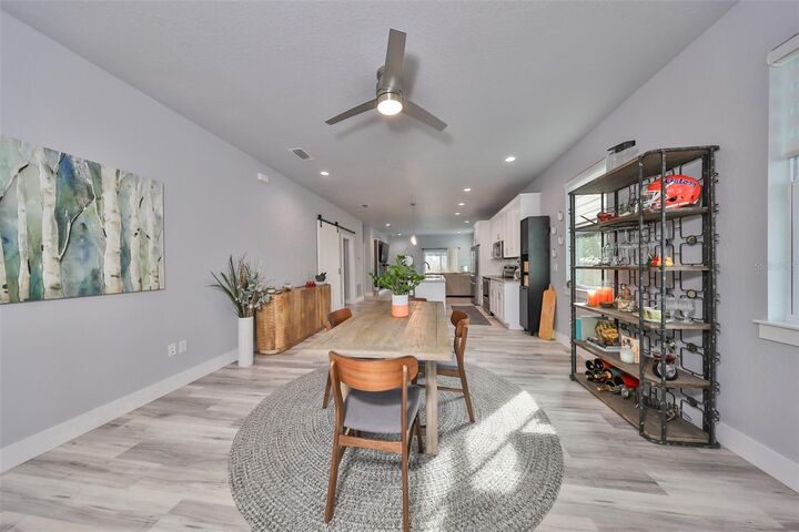 Property Photo:  1819 E Eskimo Avenue  FL 33604 