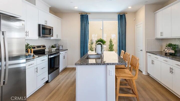 Property Photo:  1684 Phantom Lane  CA 92376 