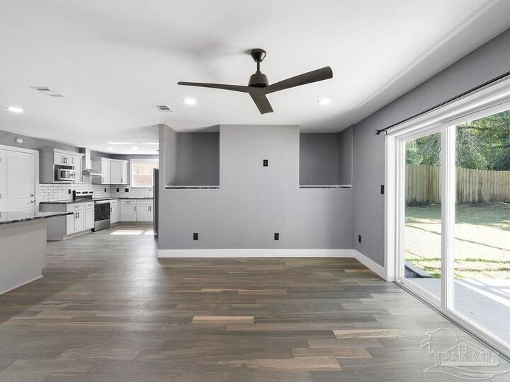 Property Photo:  51 N 60th Ave  FL 32506 