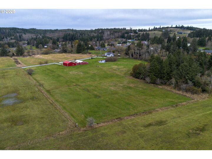 Property Photo:  35364 Searls Ln  OR 97103 