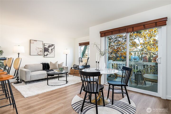 Property Photo: 1519 NW 59th Street 101 WA 98107