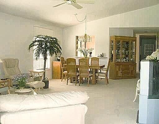 Property Photo:  6764 SE Bunker Hill Drive  FL 33455 