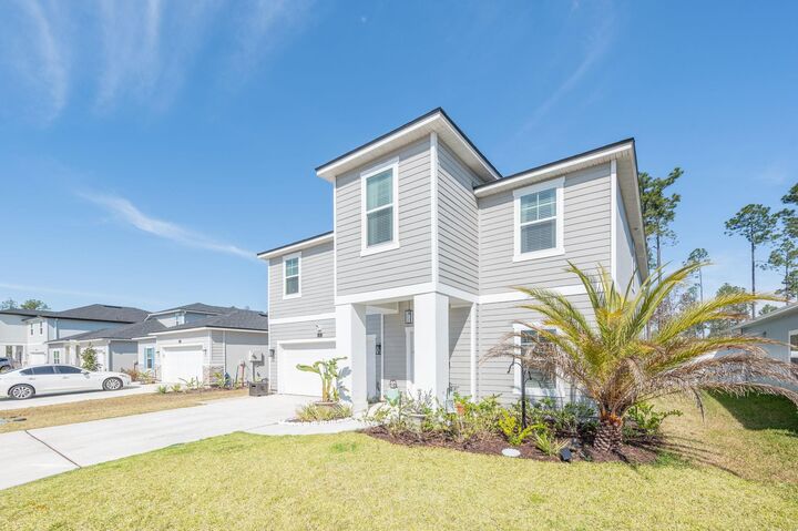 Property Photo: 71 Barbosa Trl FL 32095