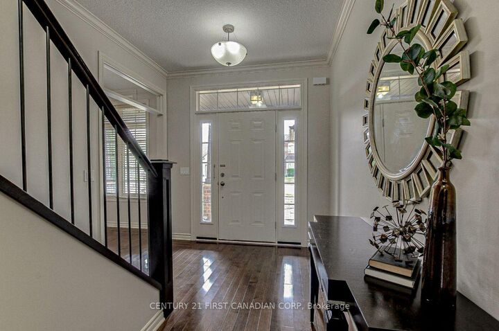 Photo de la propriété:  1956 Quarrier Road  ON N6G 5L2 